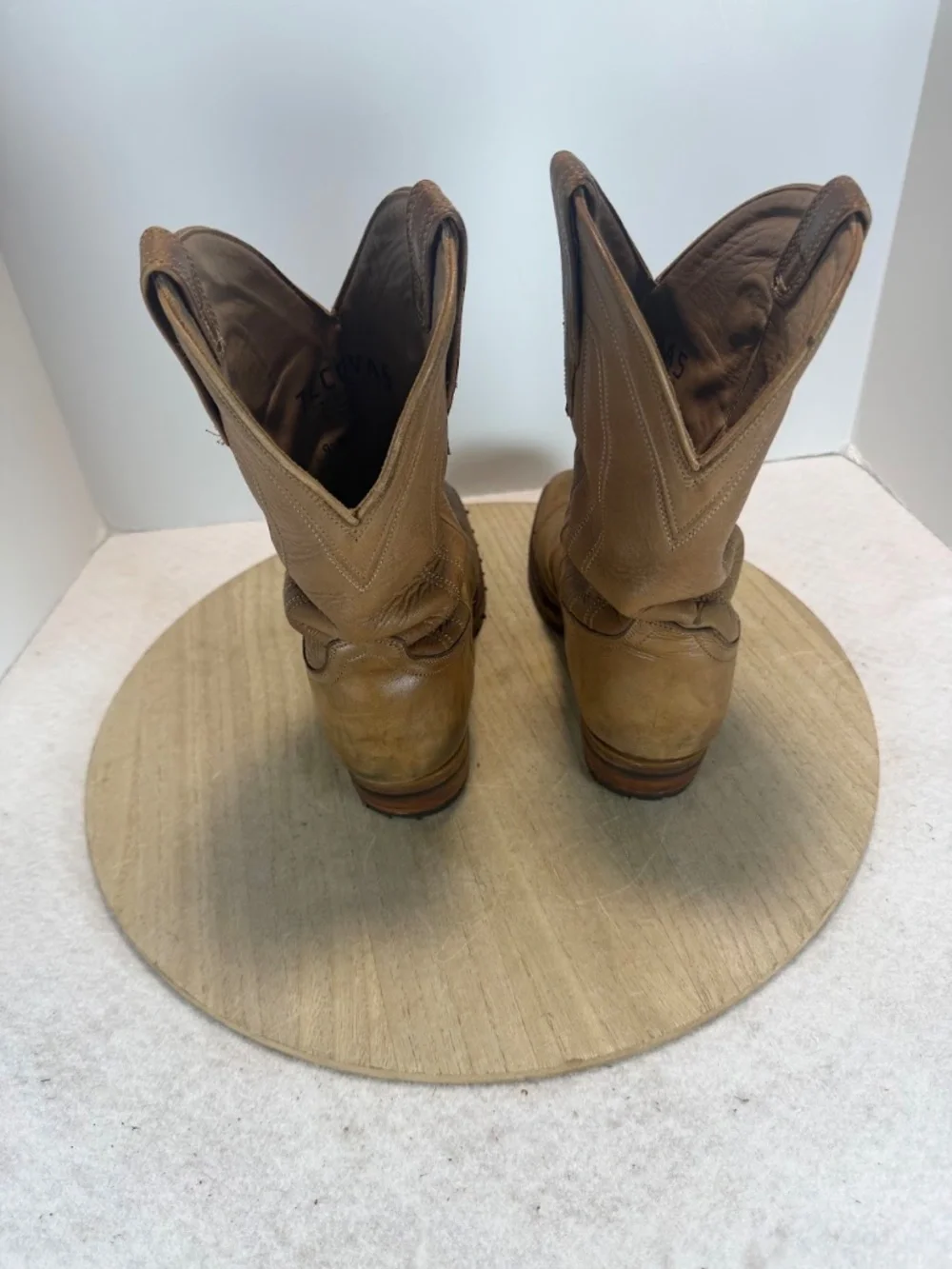 Tecovas Cowboy Boots Men's 9.5 D Tan Leather Vibram Sole Handmade Mexico
